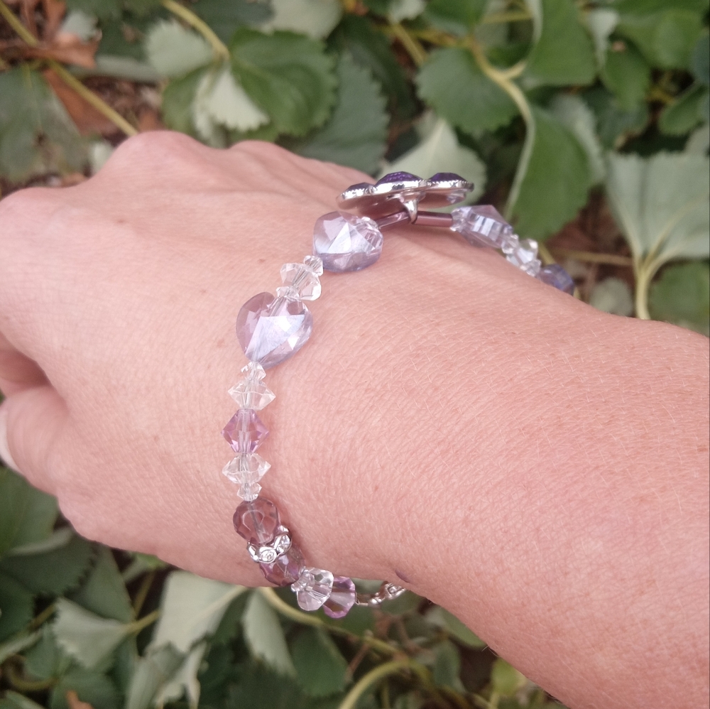 Rare, Handbeaded Purple Heart Bracelet - Picture 5 of 5